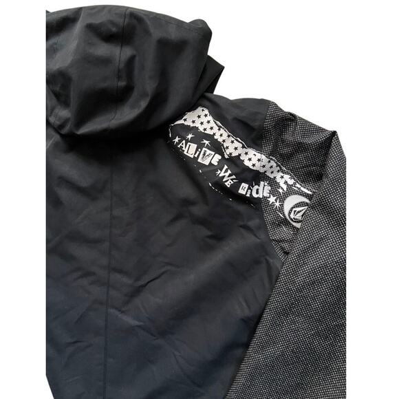 Volcom 17Forty Jacket Zip-Tech Insulated Size XL Snowboarding Waterproof - Picture 7 of 8